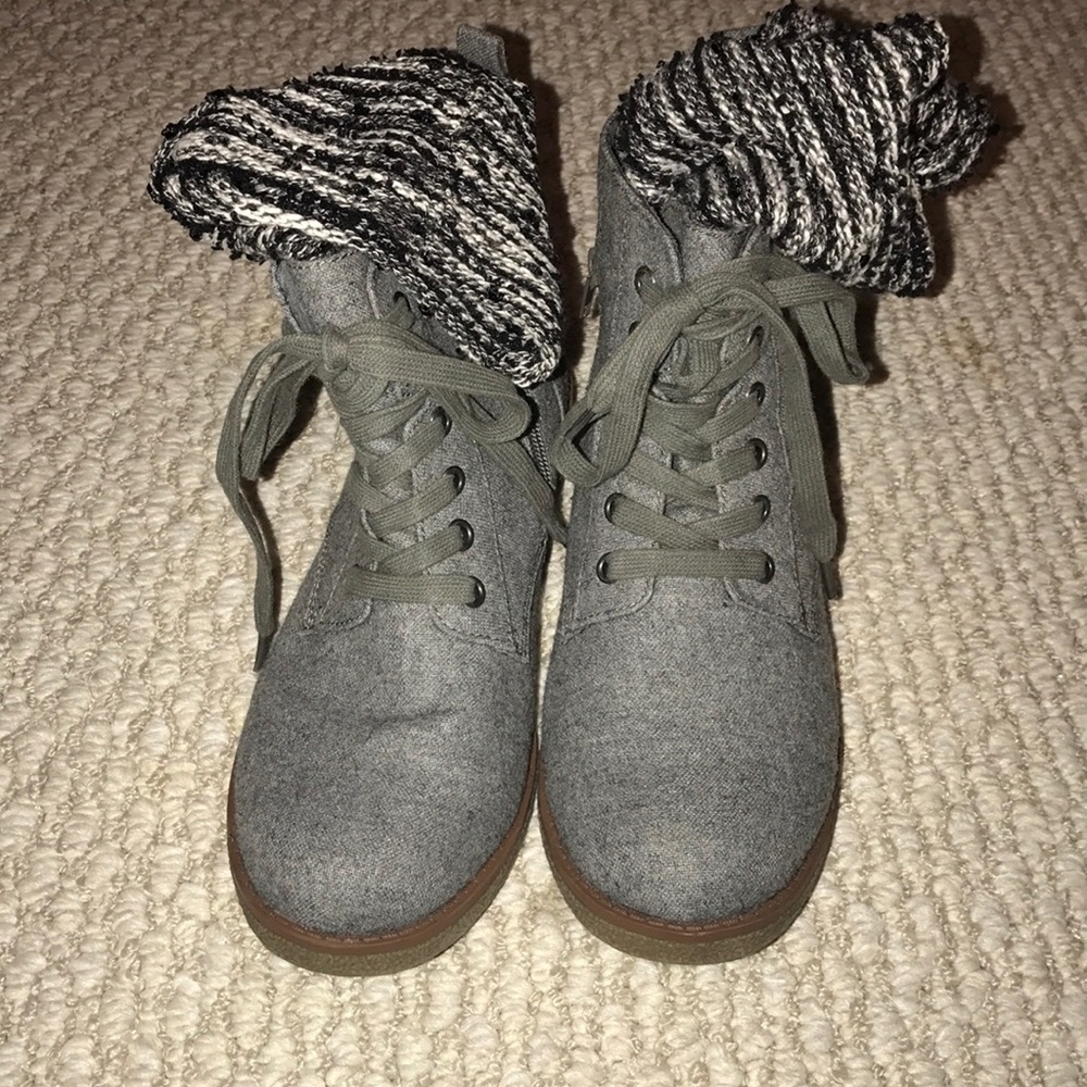 Rocket Dog ankle boots with sweater top